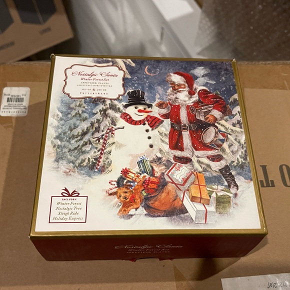 Pottery Barn Nostalgic Winter Forrest Appetizer Plates - Set of 4 - NIB - Picture 7 of 10